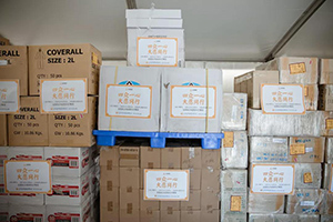 上汽76net必赢官网支持海外防疫捐赠物资运送入沪，愿与众生共担当！